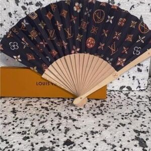 Louis Vuitton Monogram Black and Tan Fan